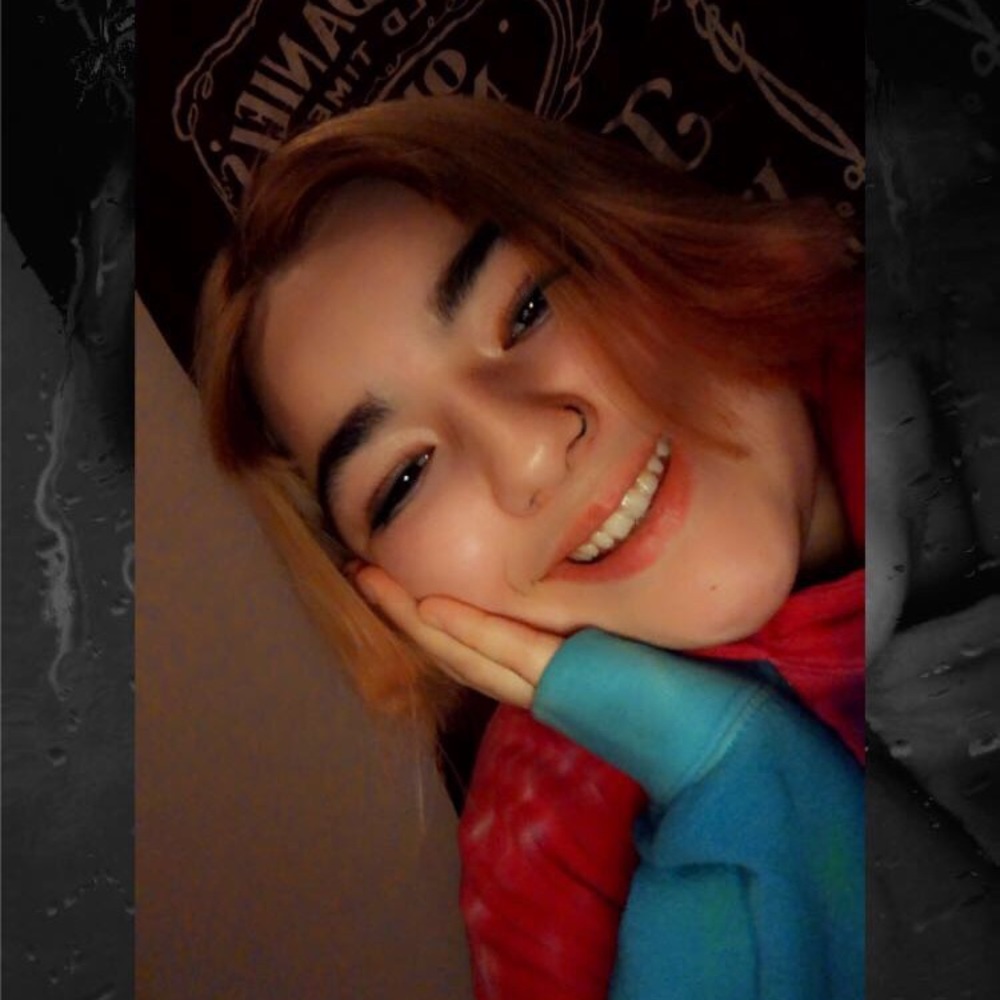Meet your Posher, Krystal
